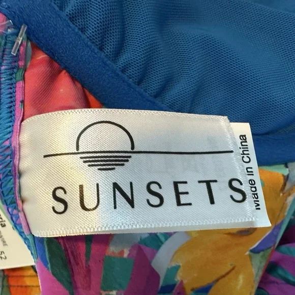 Sunsets Alegria Crossroads Underwire Bikini Top Swimsuit Sz 34D / 36C NWT Floral - Picture 10 of 12